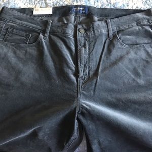 New velvetty skinny jeans.